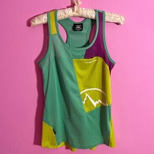 La Sportiva top